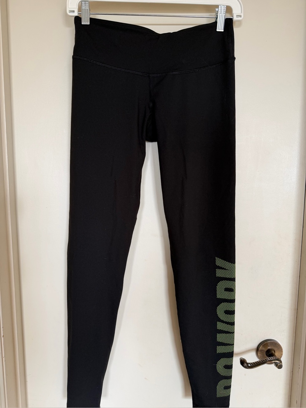 Old Navy Active Black High Rise Leggings Size M Green Logo Workout Yoga Pants